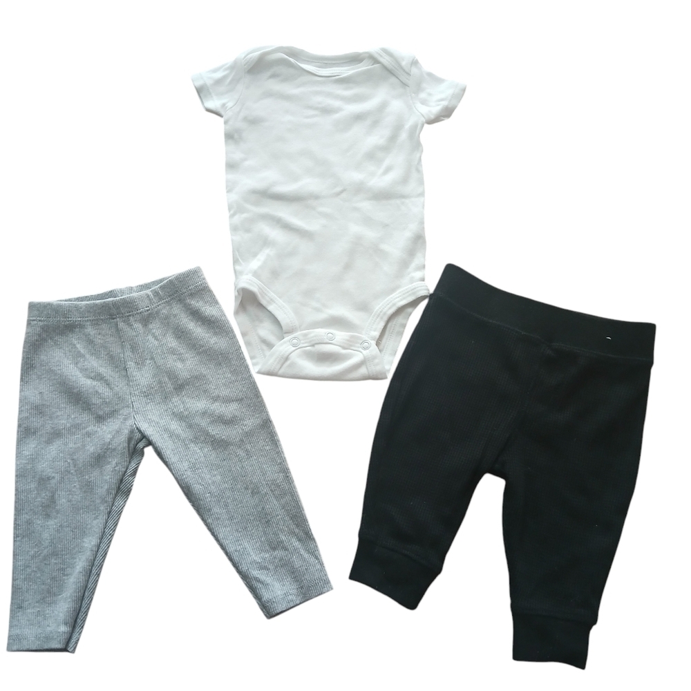 #0375 Baby 3 Set Outfit Bundle Size 3-6M Used Normal Wear Good  Condition